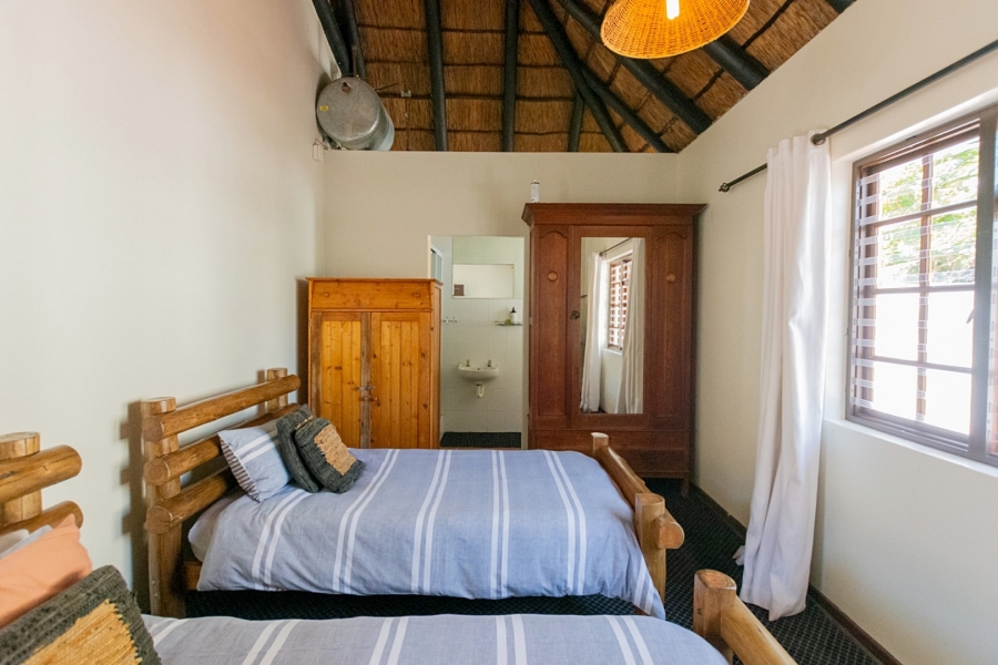 5 Bedroom Property for Sale in Myburgh Park Western Cape